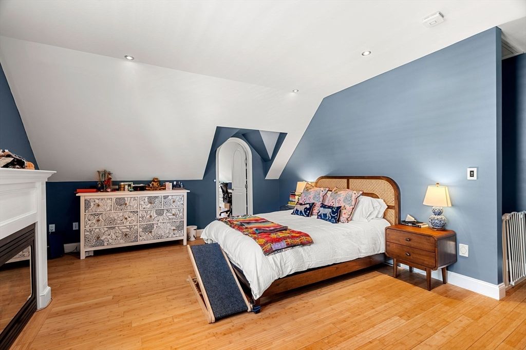 Bedroom, Fireplace, Interior, Recessed Lighting, Wood Texture Flooring