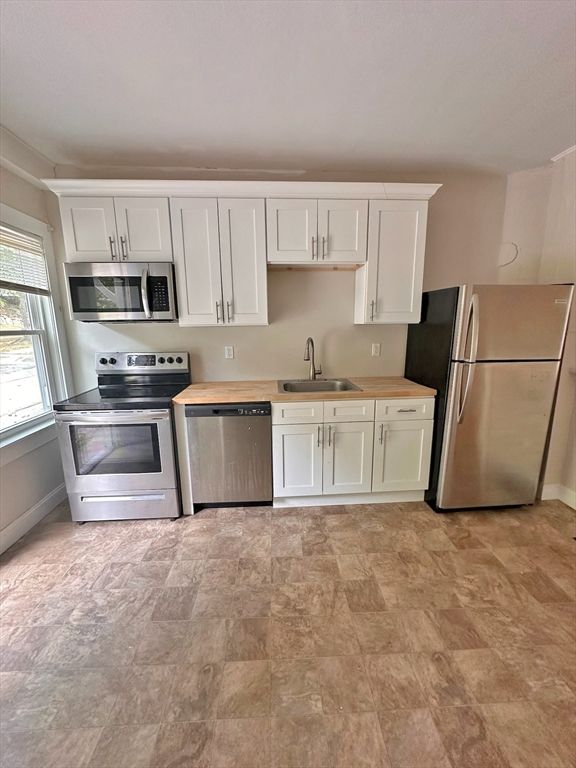 Interior, Kitchen, Stainless Steel Appliances