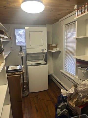 Interior, Utility Closets, Washer, Wooden Ceilings, Wood Texture Flooring