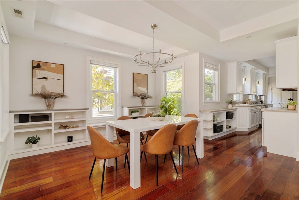 Chandelier, Dining room, Interior, Kitchen, Wood Texture Flooring