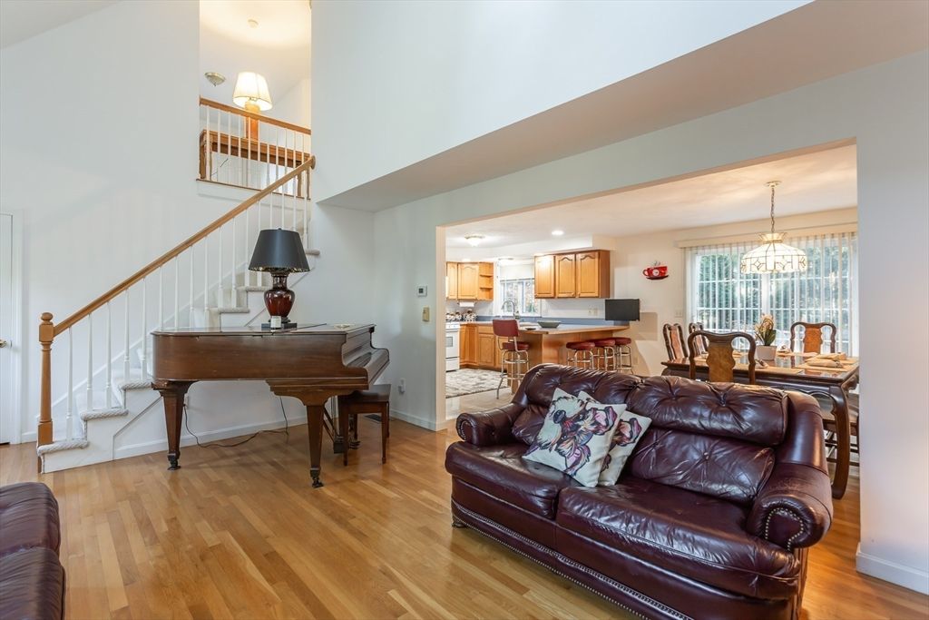 Dining room, Interior, Kitchen, Living room, Pendant Lights, Piano, Wood Texture Flooring