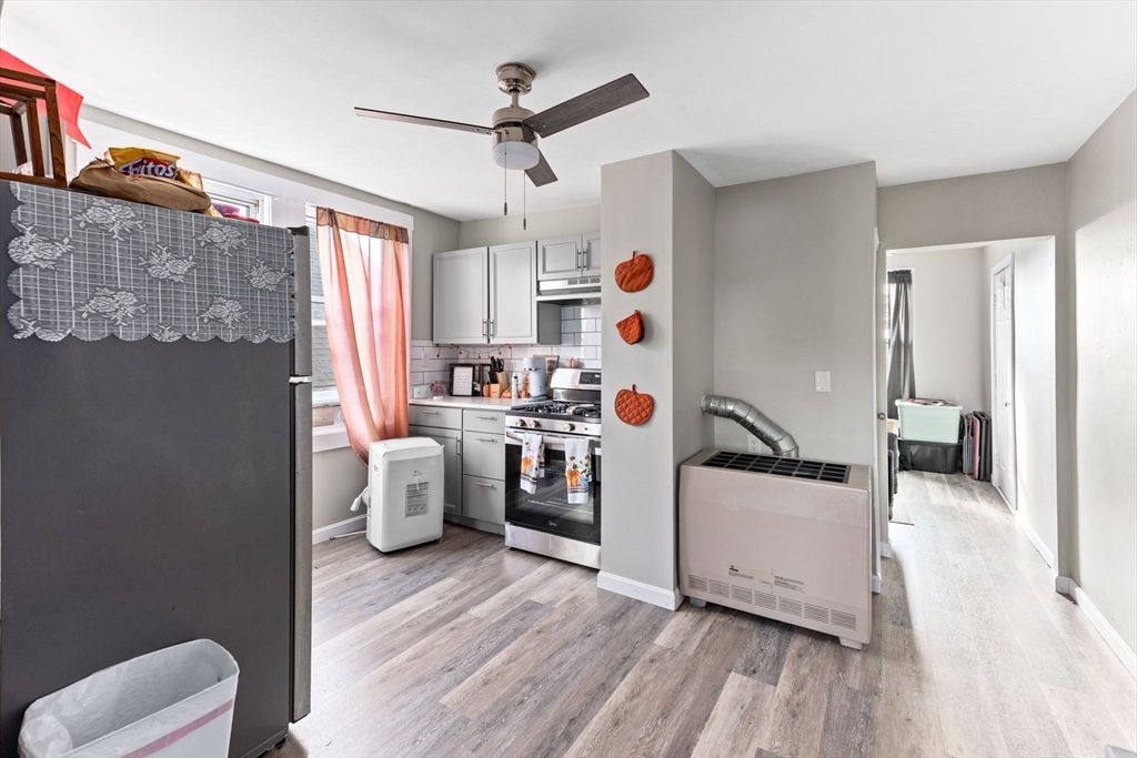 Interior, Kitchen, Wood Texture Flooring