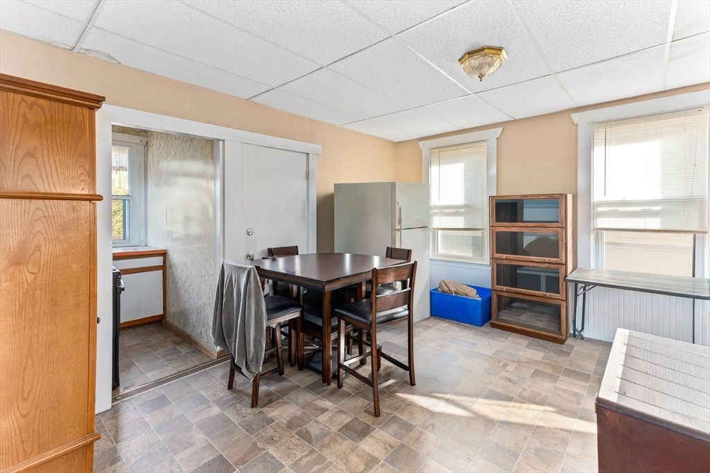 Dining room, Interior