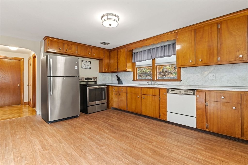 Interior, Kitchen, Wood Texture Flooring