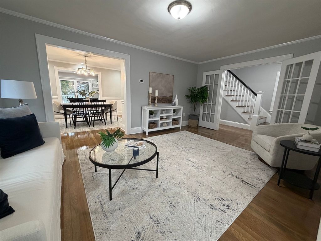 Chandelier, Dining room, Interior, Living room, Wood Texture Flooring