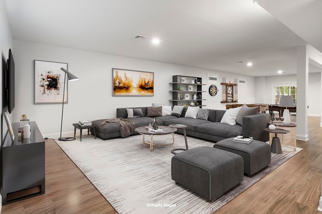 Dining room, Interior, Living room, Recessed Lighting, Wood Texture Flooring