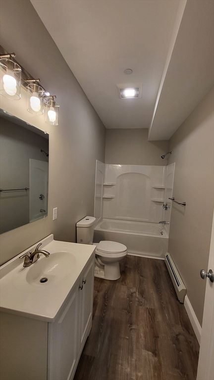 Bathroom, Dual Sink Vanities, Interior, Wood Texture Flooring