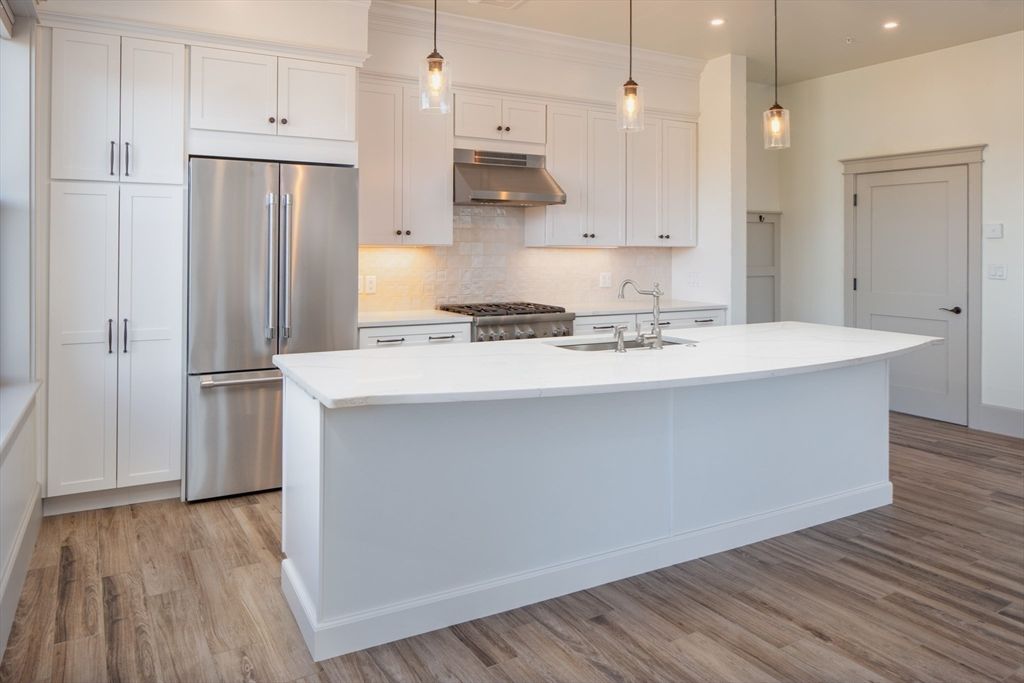 Interior, Kitchen, Pendant Lights, Recessed Lighting, Stainless Steel Appliances, Wood Texture Flooring