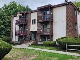 Backyard, Exterior, Facade, Brick Facade, Rowhouse