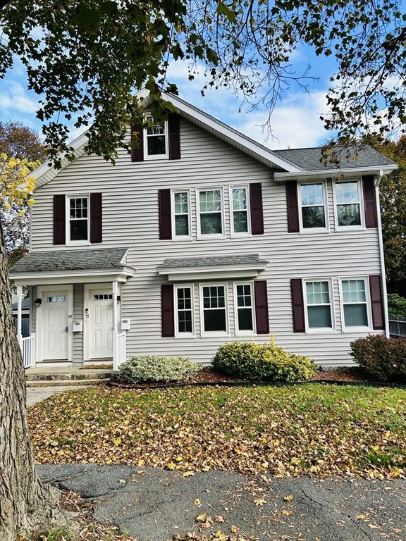 Attached, Exterior, Facade, Farmhouse