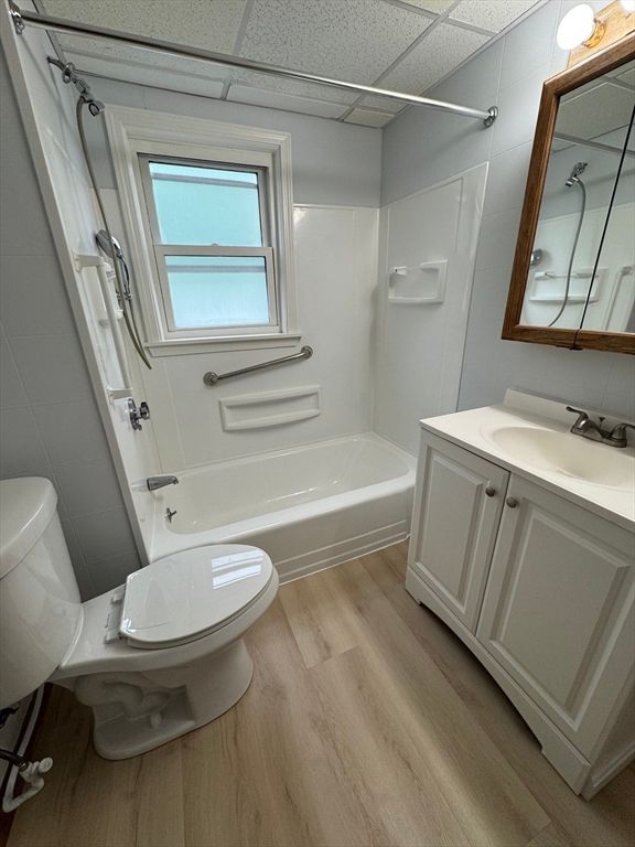 Bathroom, Interior, Wood Texture Flooring