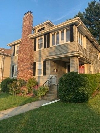 Backyard, Exterior, Facade, American Foursquare