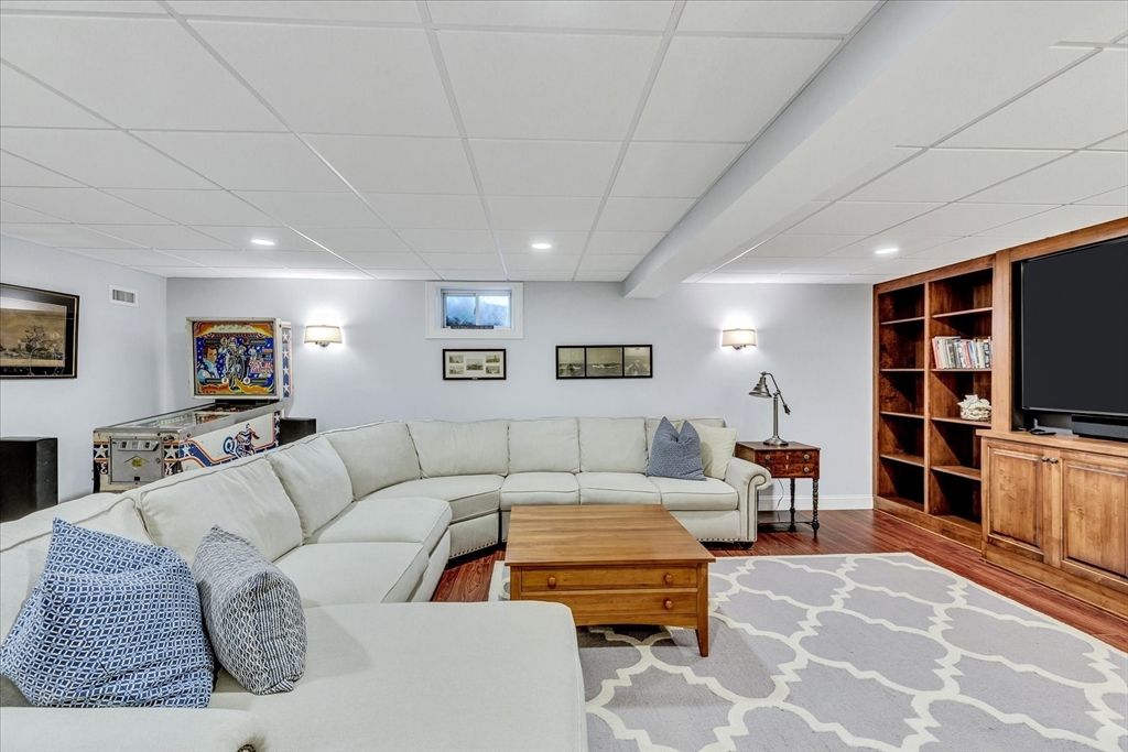 Game Room, Interior, Living room, Recessed Lighting, Wood Texture Flooring