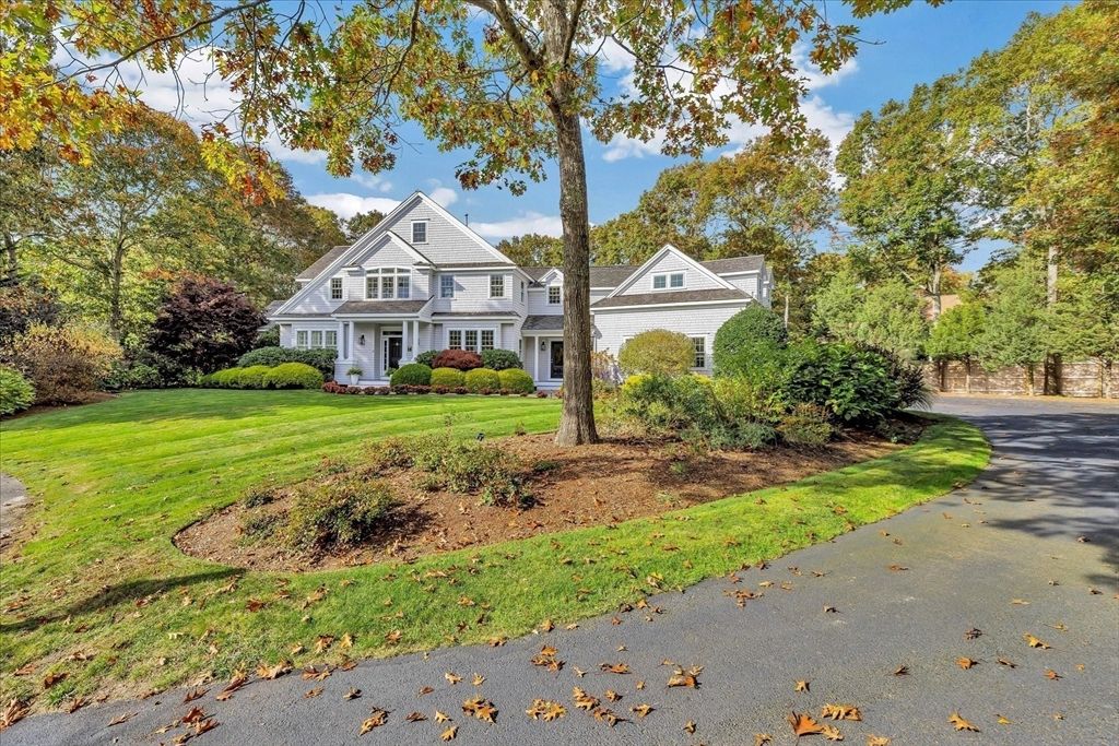Exterior, Facade, Queen Anne Victorian
