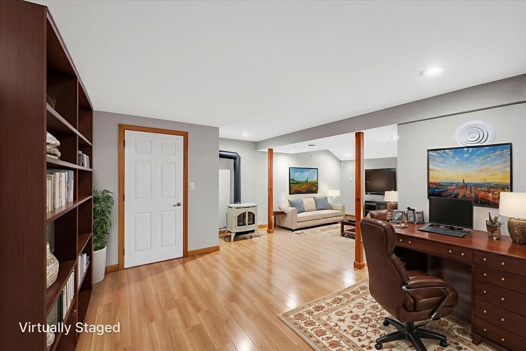 Home Office, Interior, Recessed Lighting, Wood Texture Flooring