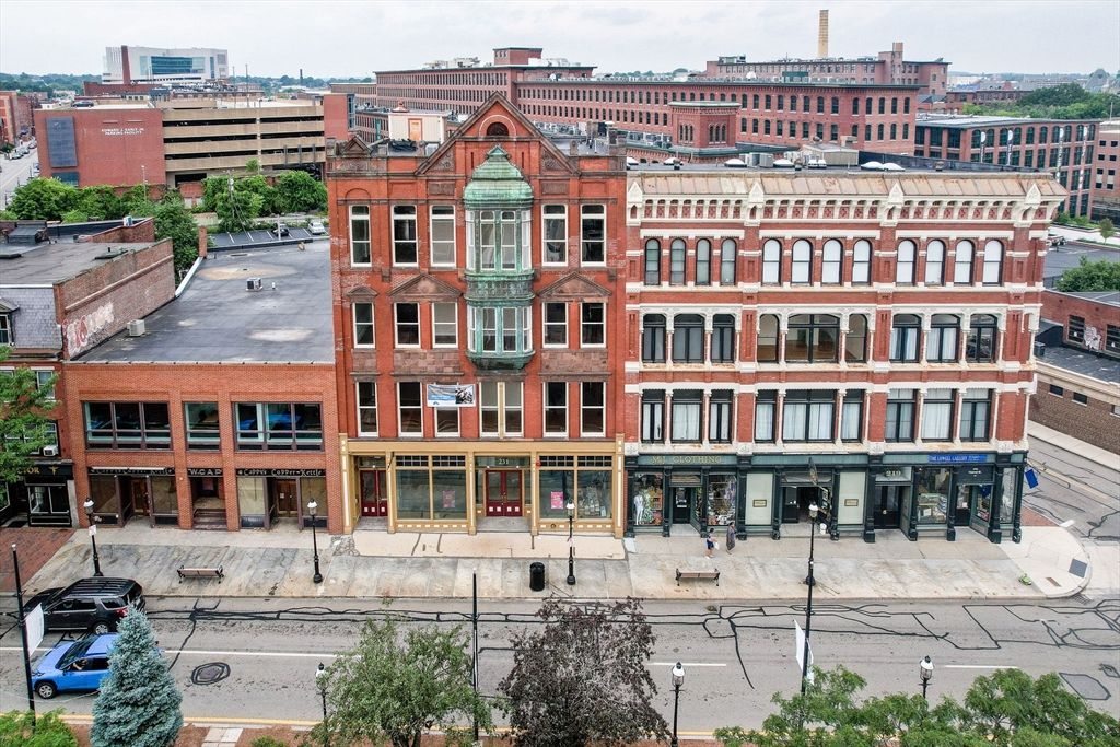 Exterior, Facade, Chicago School