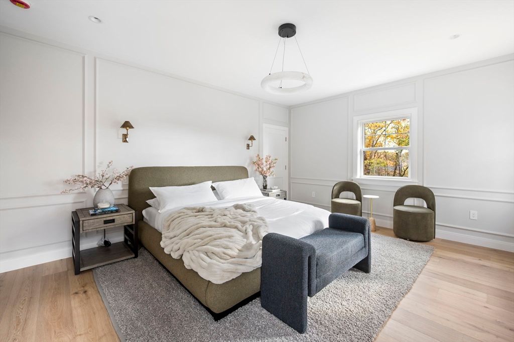Bedroom, Interior, Pendant Lights, Recessed Lighting, Wood Texture Flooring