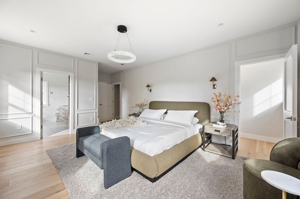 Bedroom, Interior, Pendant Lights, Recessed Lighting, Wood Texture Flooring