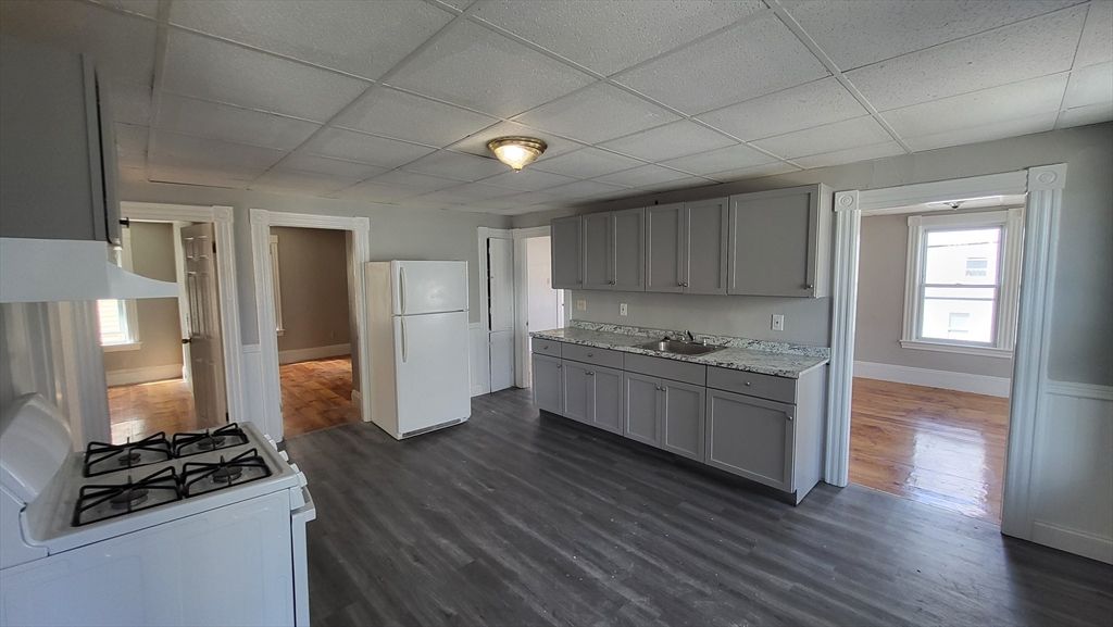 Interior, Kitchen, Wood Texture Flooring