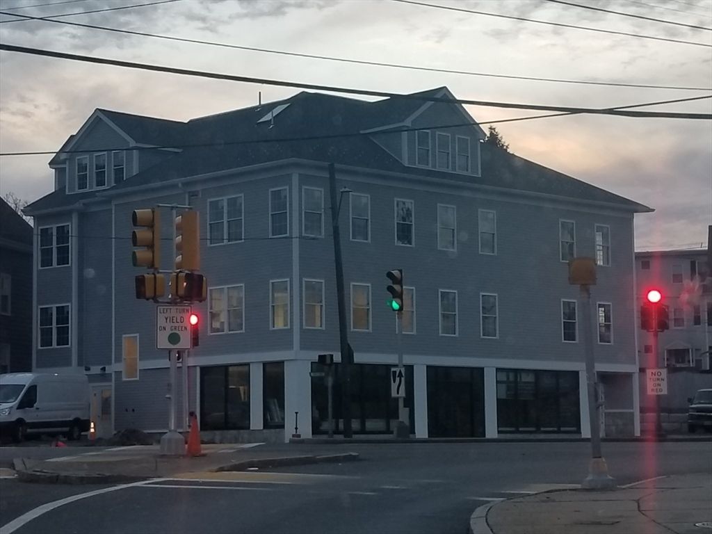 Exterior, Facade, Georgian