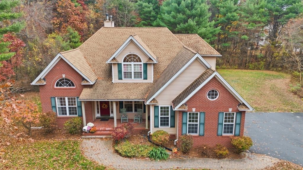 Exterior, Facade, Brick Facade, Brick Traditional