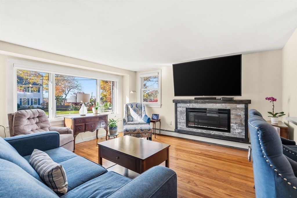 Fireplace, Interior, Living room, Wood Texture Flooring