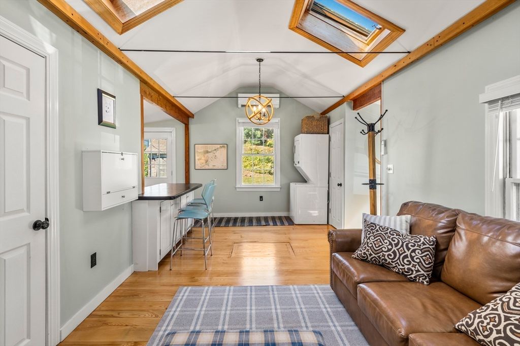 Home Office, Interior, Pendant Lights, Wooden Beams, Wood Texture Flooring