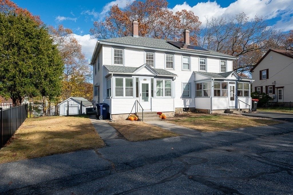 Detached Garage, Exterior, Facade, Solar Panels, Georgian