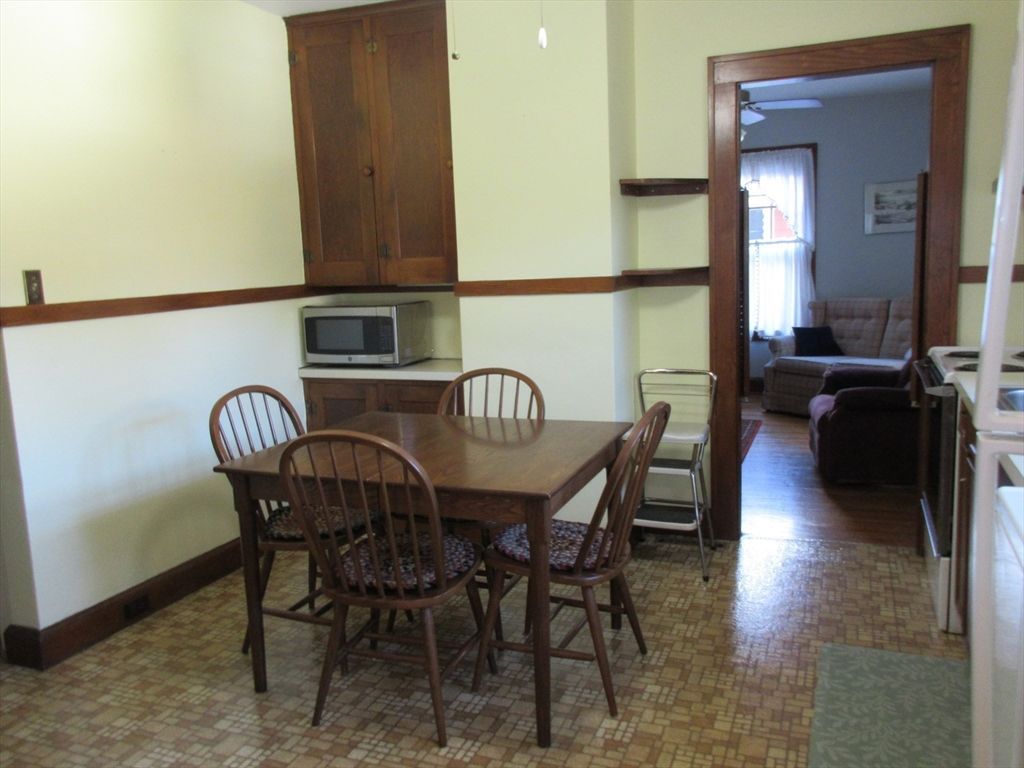 Dining room, Interior
