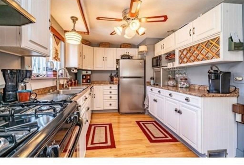 Interior, Kitchen, Pendant Lights, Stainless Steel Appliances, Wood Texture Flooring