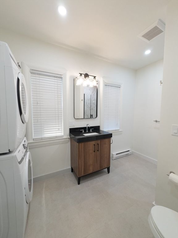 Bathroom, Interior, Recessed Lighting, Washer
