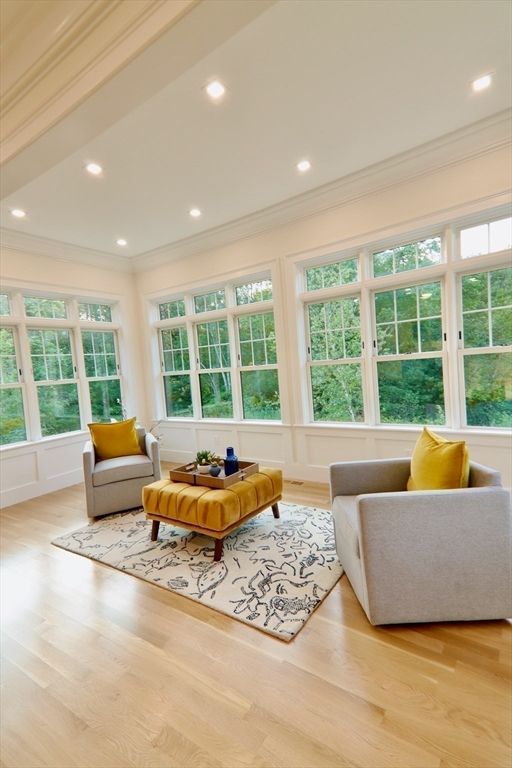 Interior, Living room, Recessed Lighting, Wood Texture Flooring