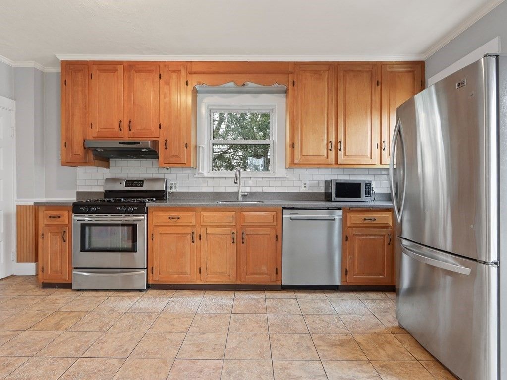 Interior, Kitchen, Stainless Steel Appliances