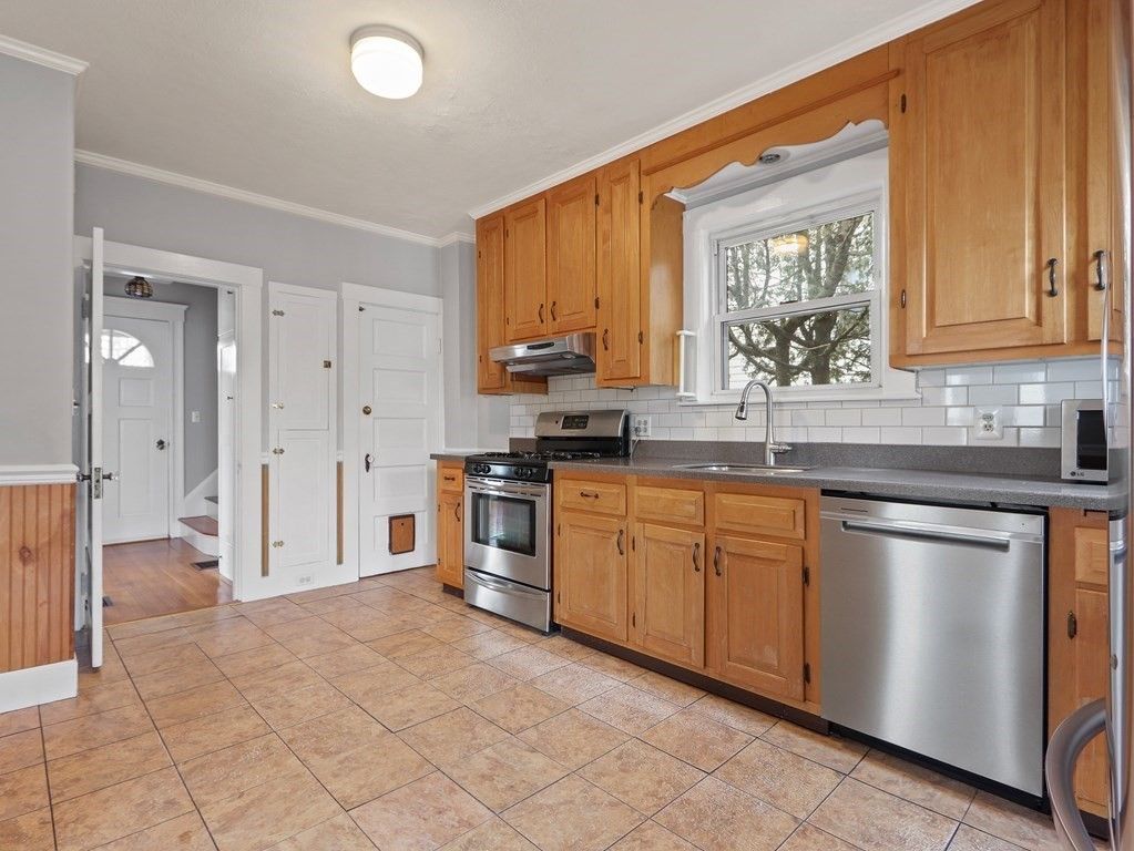 Interior, Kitchen, Stainless Steel Appliances