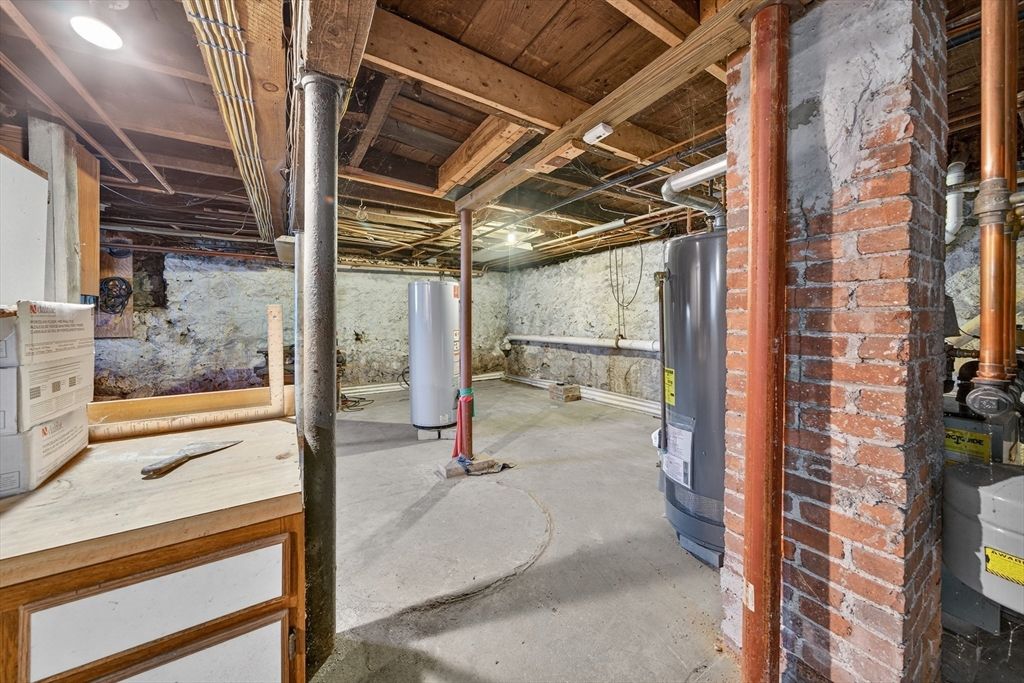 Interior, Wooden Beams
