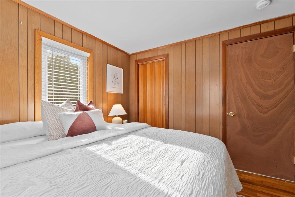 Bedroom, Interior, Wood Texture Flooring, Wooden Walls