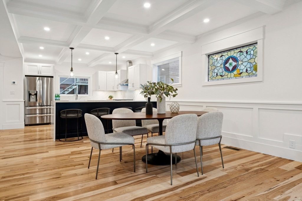 Dining room, Interior, Kitchen, Pendant Lights, Recessed Lighting, Stainless Steel Appliances, Wood Texture Flooring