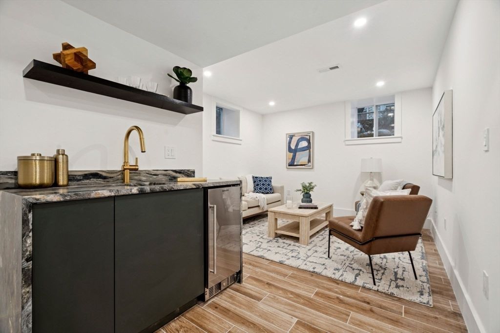 Interior, Kitchen, Living room, Recessed Lighting, Wood Texture Flooring