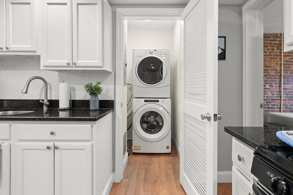 Interior, Recessed Lighting, Stone Walls, Utility Closets, Washer, Wood Texture Flooring