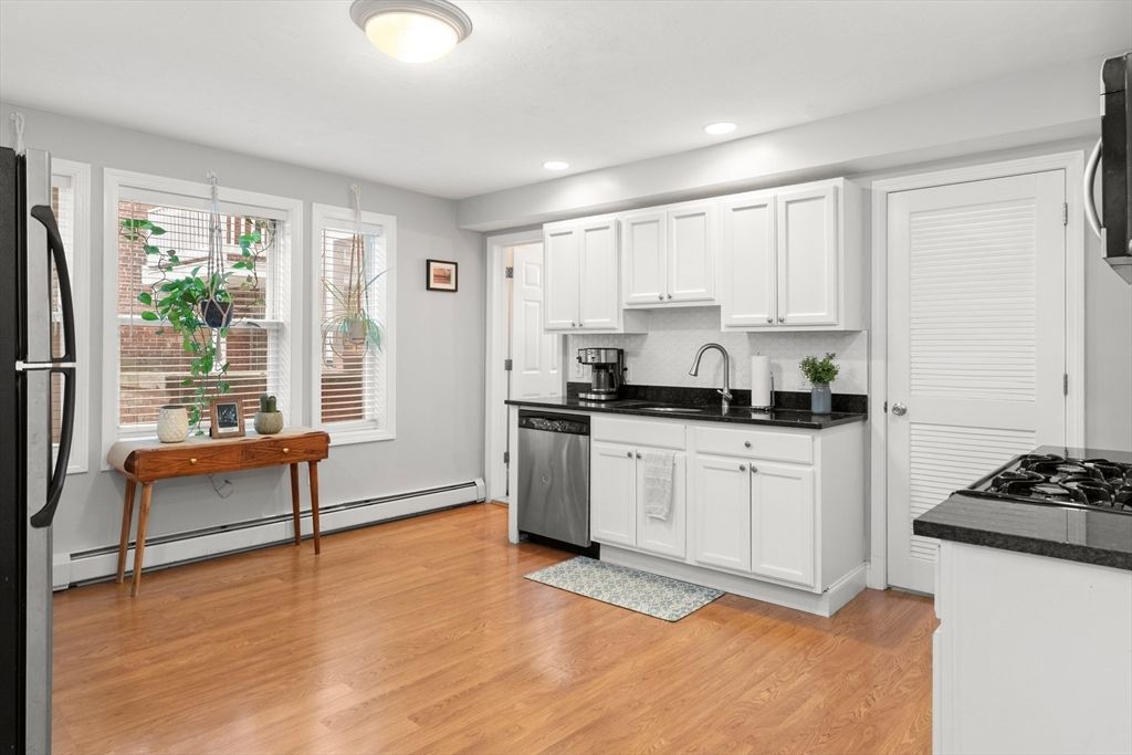 Interior, Kitchen, Recessed Lighting, Wood Texture Flooring