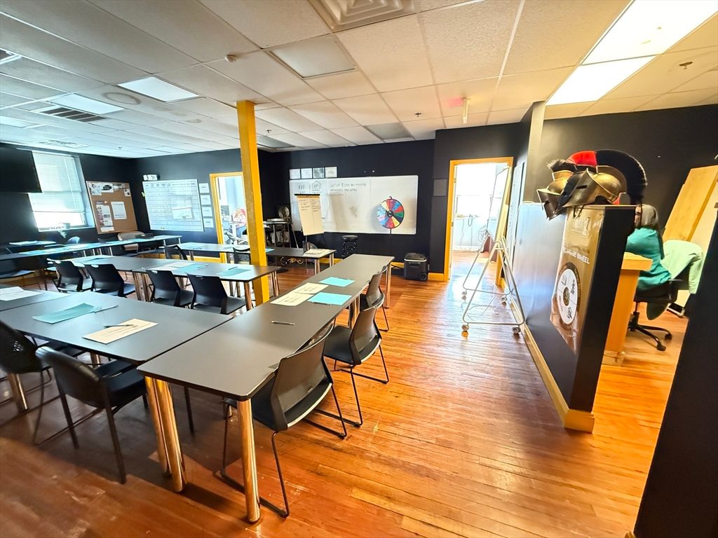 Dining room, Interior, Recessed Lighting, Wood Texture Flooring