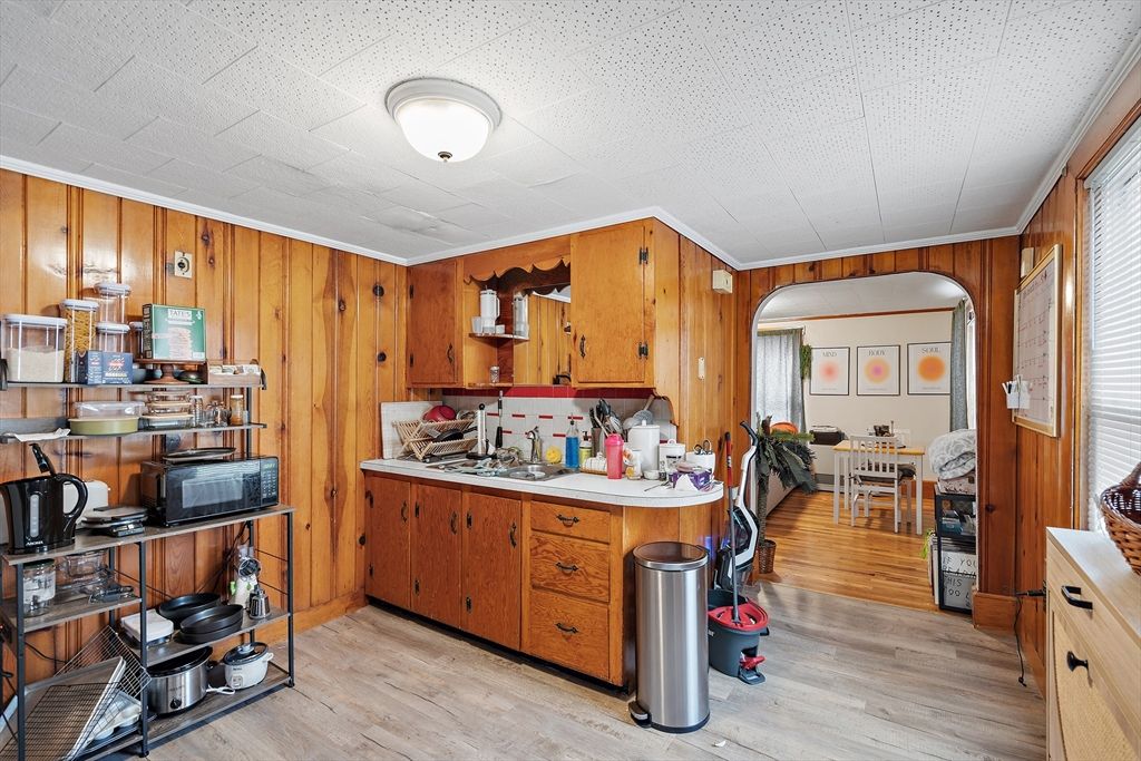 Dining room, Interior, Kitchen, Wood Texture Flooring, Wooden Walls