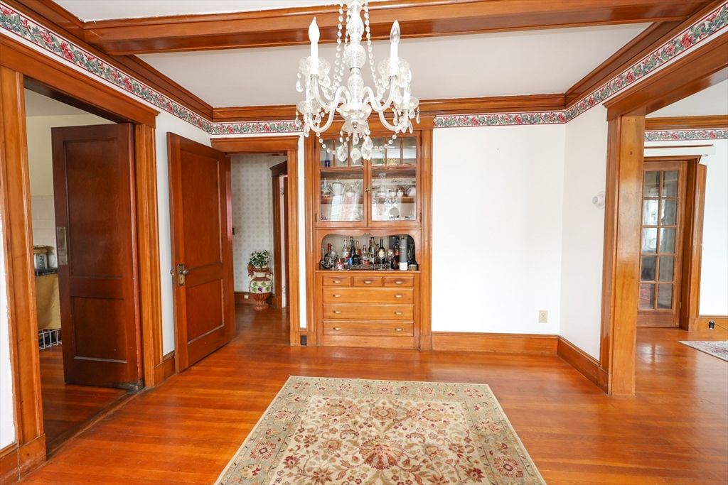 Chandelier, Empty room, Interior, Wood Texture Flooring