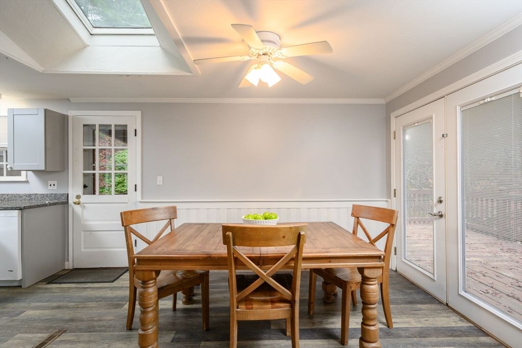 Dining room, Interior, Wood Texture Flooring