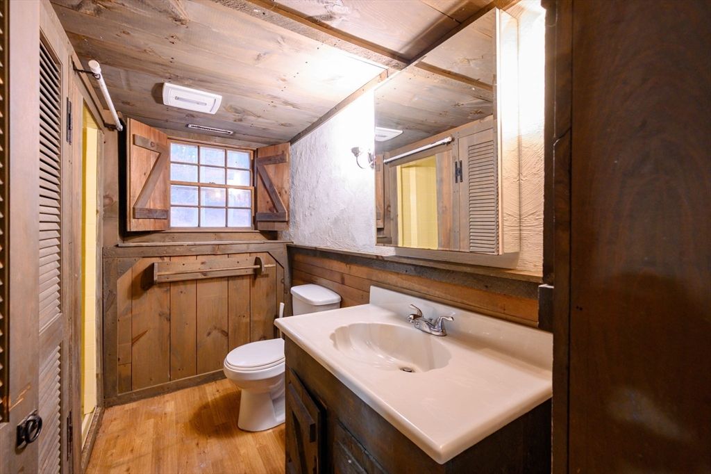 Bathroom, Interior, Wooden Ceilings, Wood Texture Flooring, Wooden Walls