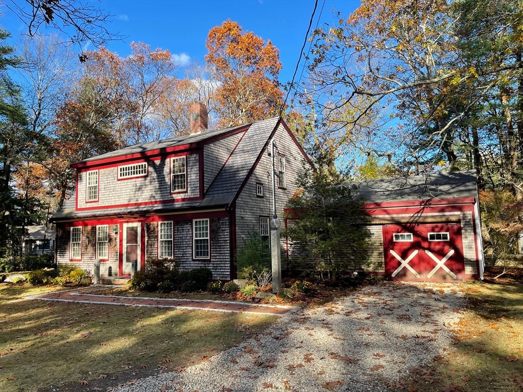 Exterior, Facade, Cape Cod