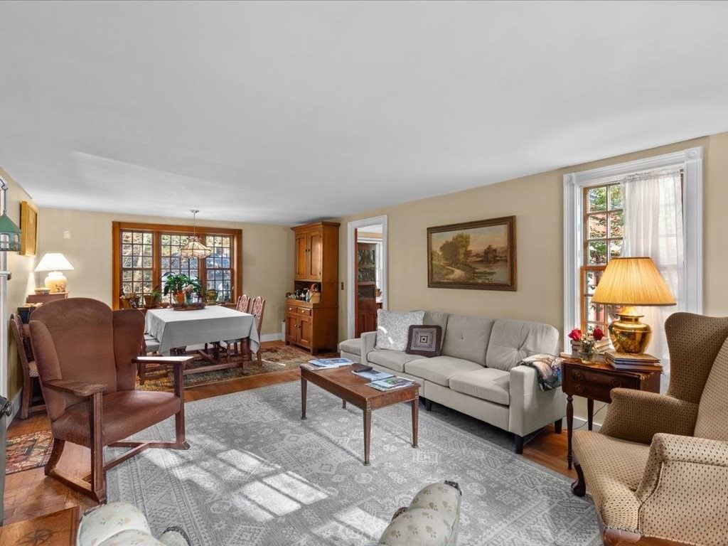 Dining room, Interior, Living room, Pendant Lights, Wood Texture Flooring