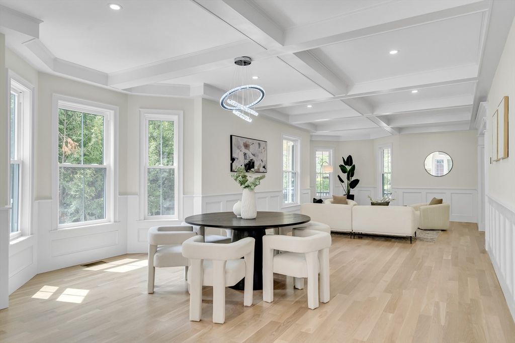 Dining room, Interior, Living room, Pendant Lights, Recessed Lighting, Wood Texture Flooring