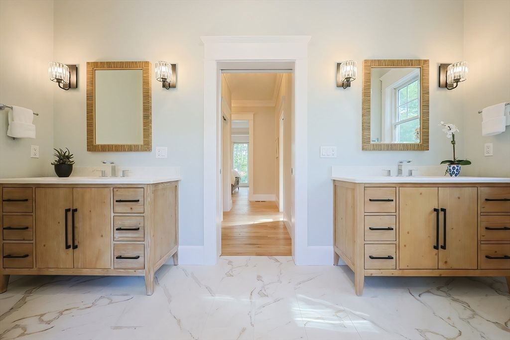 Bathroom, Dual Sink Vanities, Interior, Marble