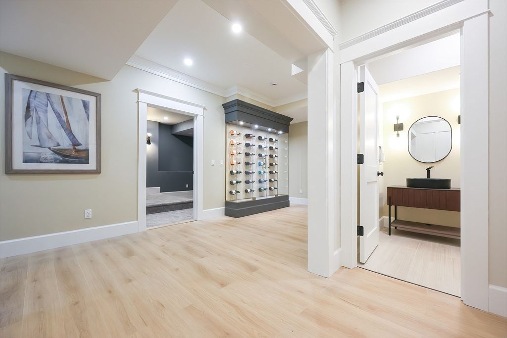 Interior, Recessed Lighting, Wood Texture Flooring